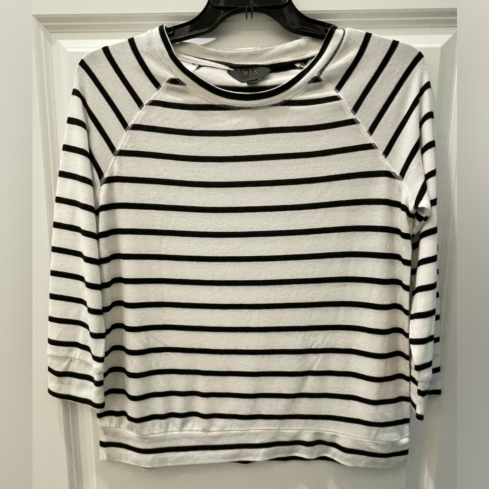 Women’s White and Black Striped Shirt